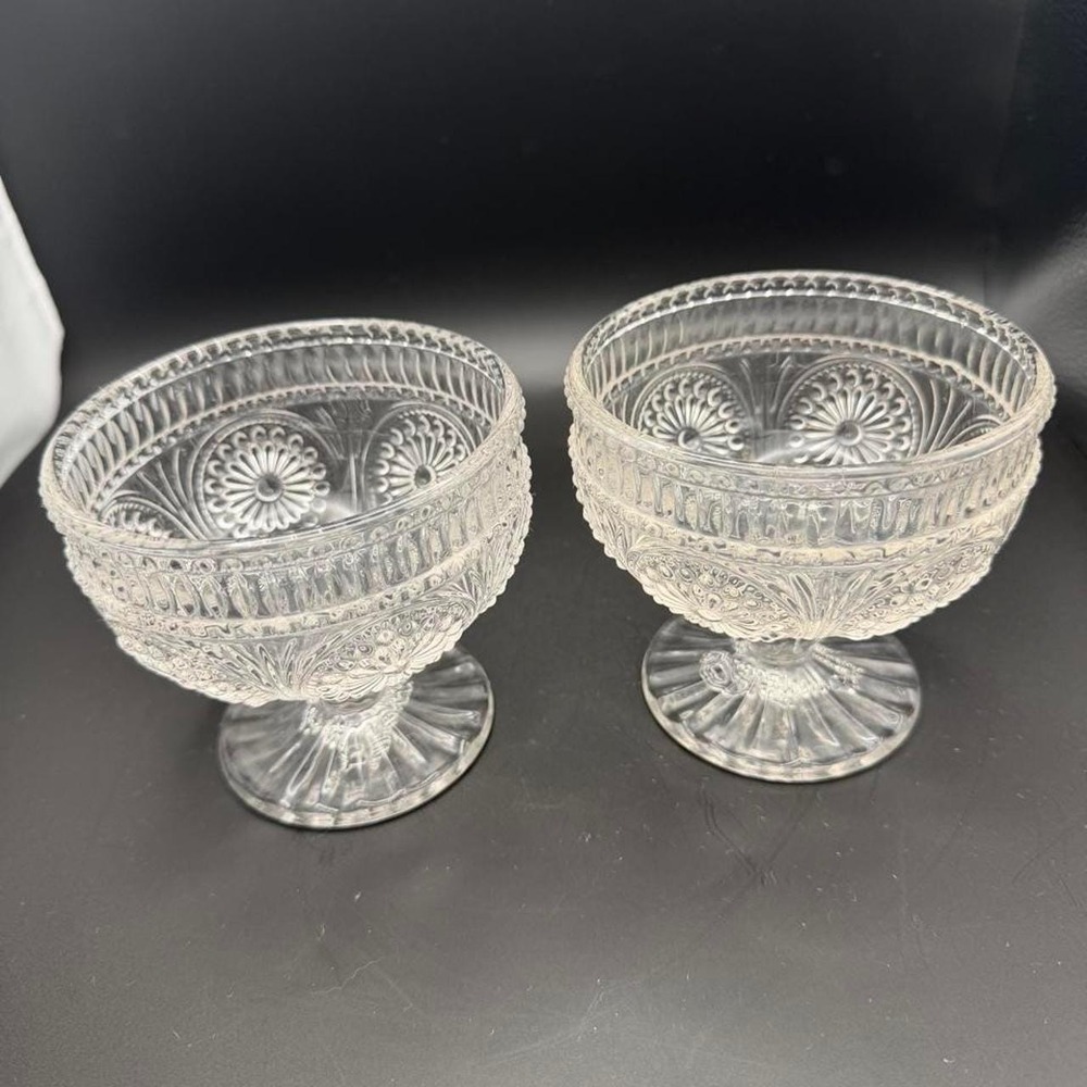 retired pioneer woman icecream sundae glasses with the adeline pattern